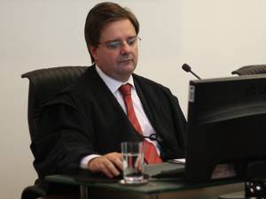 Foto do juiz Marcelo Peregrino, membro titular da Corte